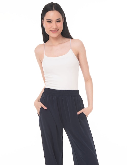 Top cuello redondo escote medio tirante delgado 1