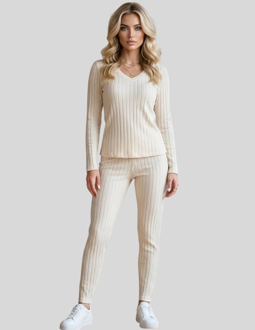 Conjunto para mujer Conjunto para mujer