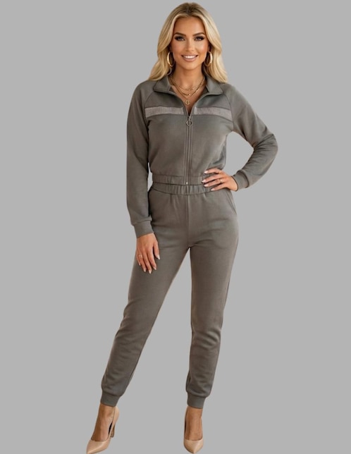 Conjunto para mujer Conjunto para mujer