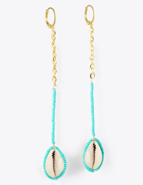 Aretes largos de concha con acabado mate 1