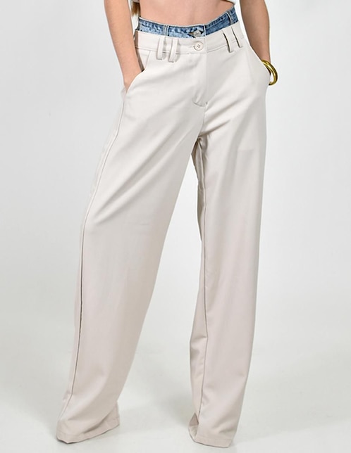 Pantalón straight amplio para mujer Pantalón straight amplio para mujer