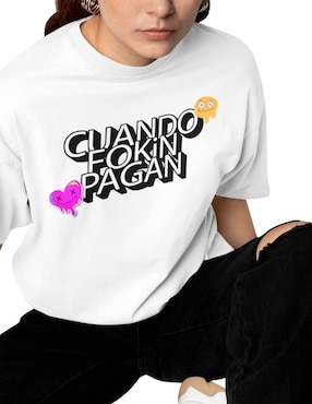 Playera manga corta Juana Gallo Fckin Pagan Oversize cuello redondo para mujer