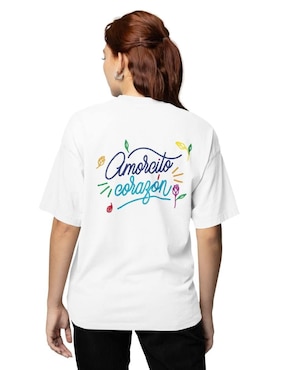 Playera manga corta Juana Gallo Corazón de Flores Oversize cuello redondo para mujer