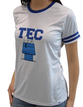 Playera manga corta Tec de Monterrey Snoopy TEC cuello redondo para mujer