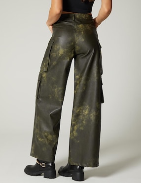 Pantalón cargo Studio F amplio para mujer