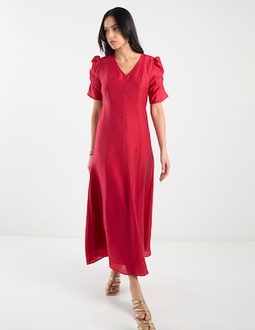 Vestido largo de fiesta Petite Studio escote V