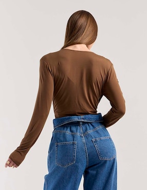 Body Map cuello V para mujer