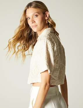 Top Studio F cuello camisero escote V manga corta