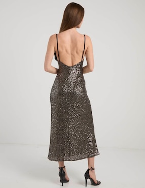 Vestido midi de fiesta The Are escote V