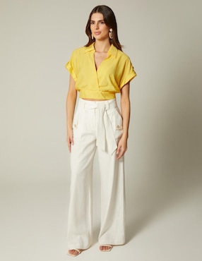 Top Studio F cuello camisero escote V manga corta