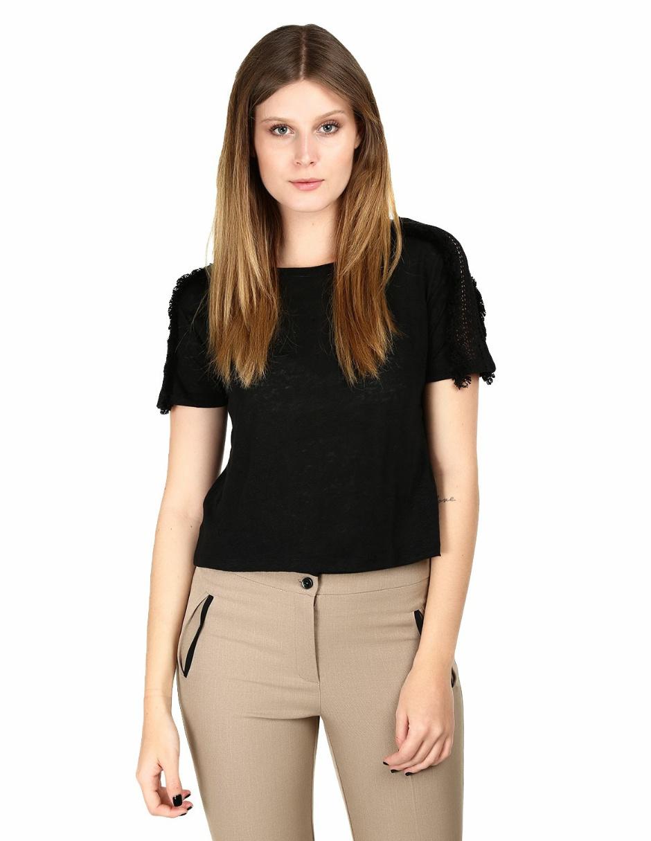 Blusa negra estampada