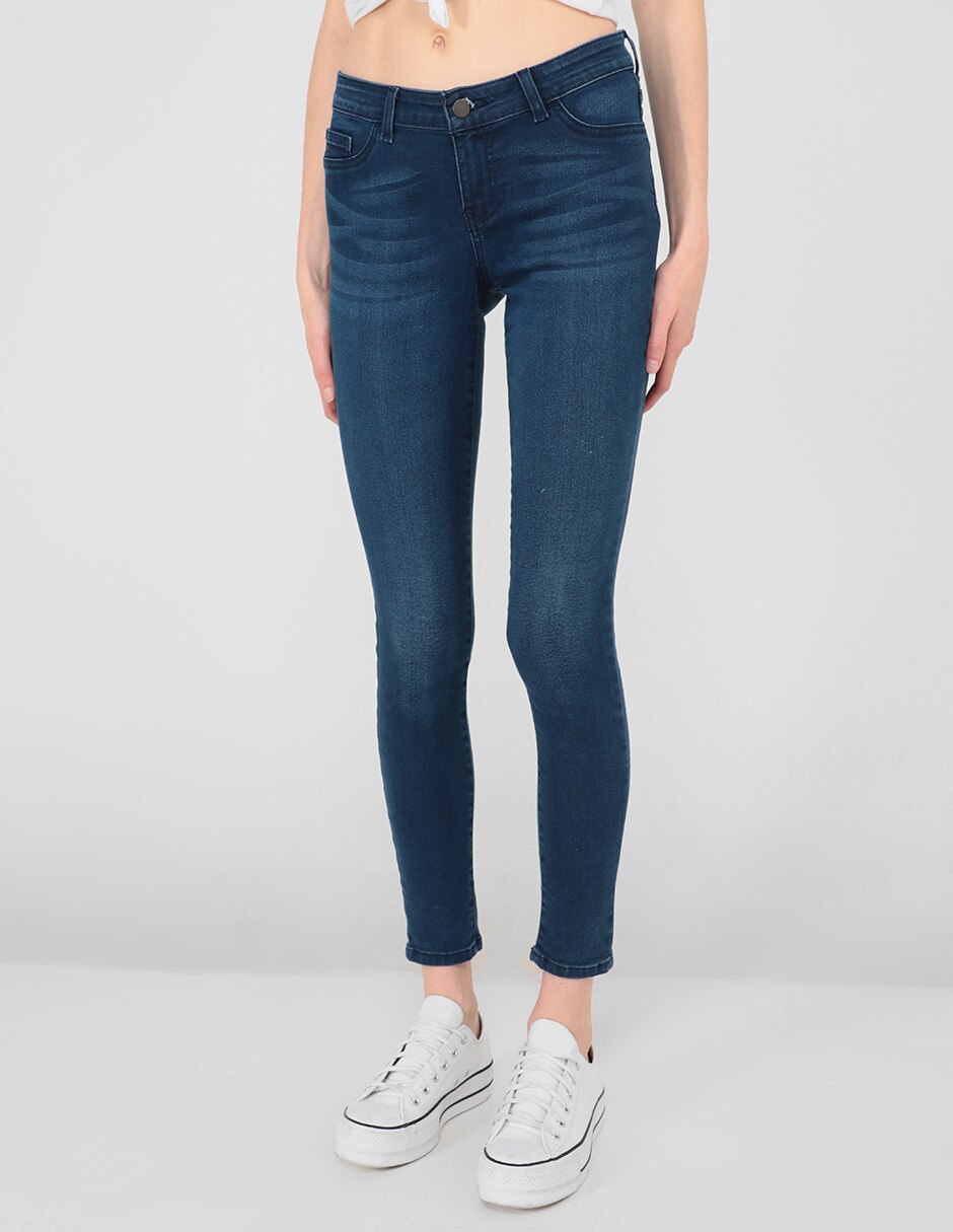 Jeans skinny 365 Essential corte media cintura en Liverpool
