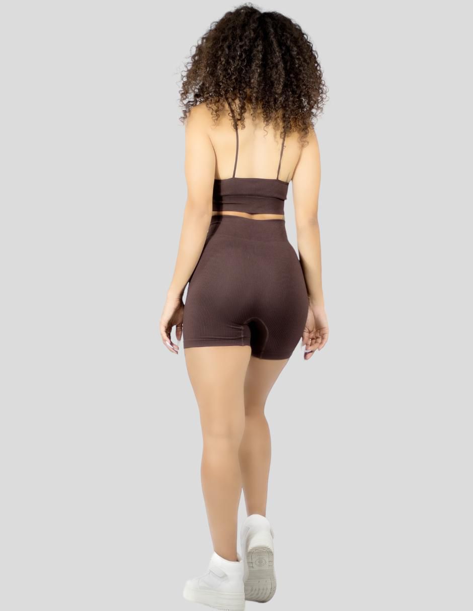 Conjunto deportivo para mujer 3