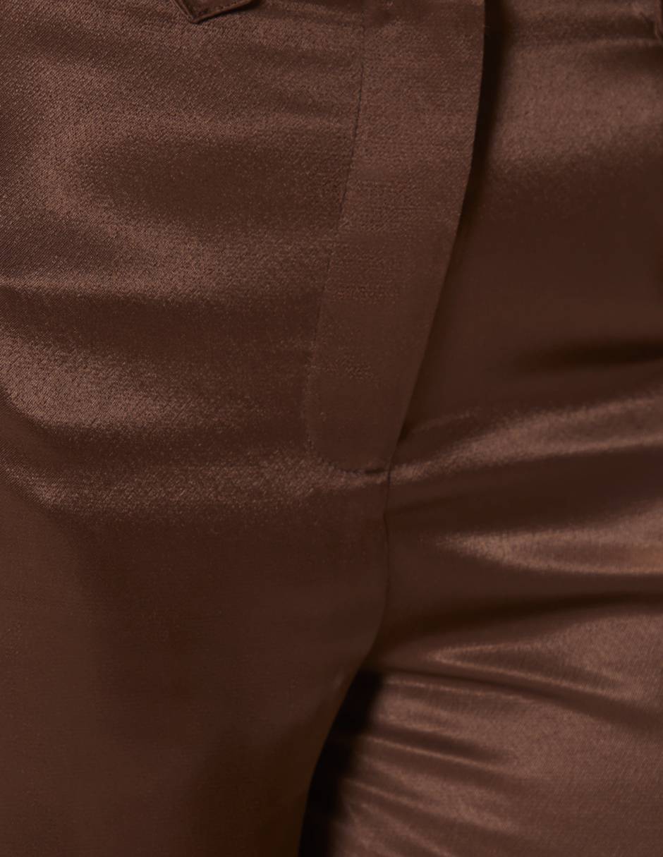 Pantalón relaxed amplio para mujer 4