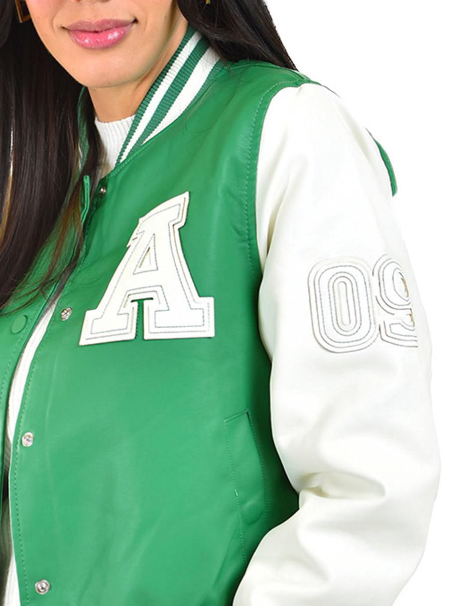 Chamarra Impermeable para mujer 4
