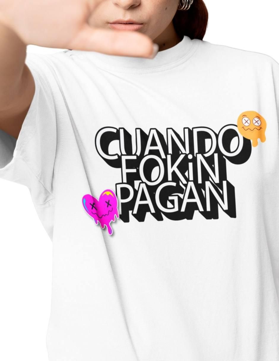 Playera manga corta Fckin Pagan Oversize cuello redondo para mujer 4