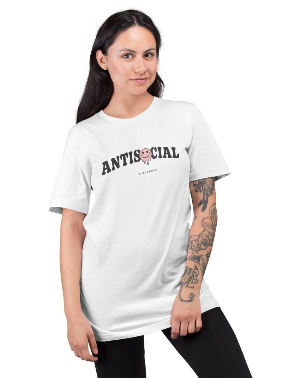 Playera manga corta Antisocial Oversize cuello redondo para mujer