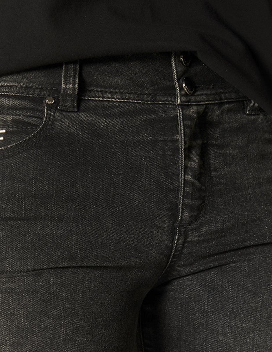 Jeans slim para mujer 4