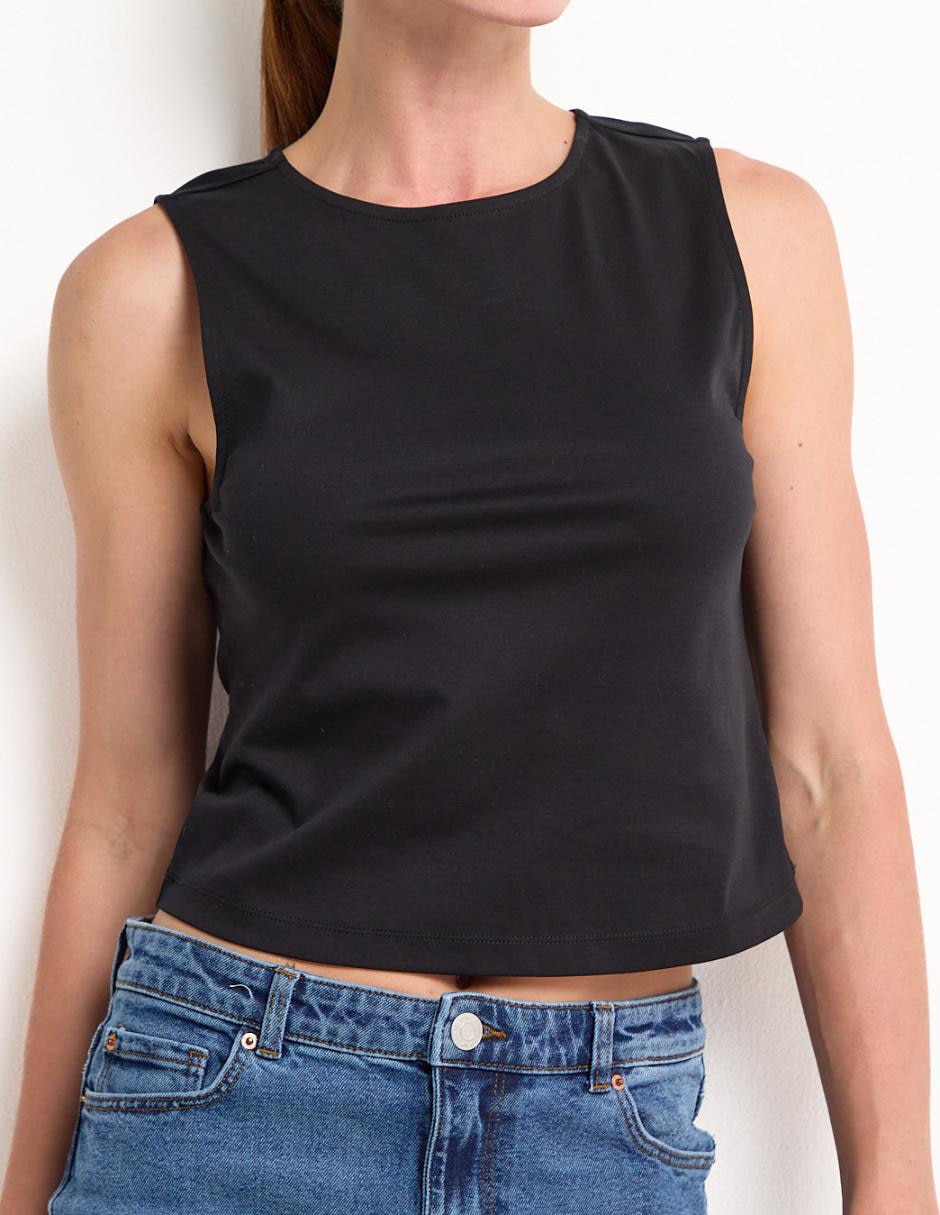 Playera cuello redondo para mujer 4