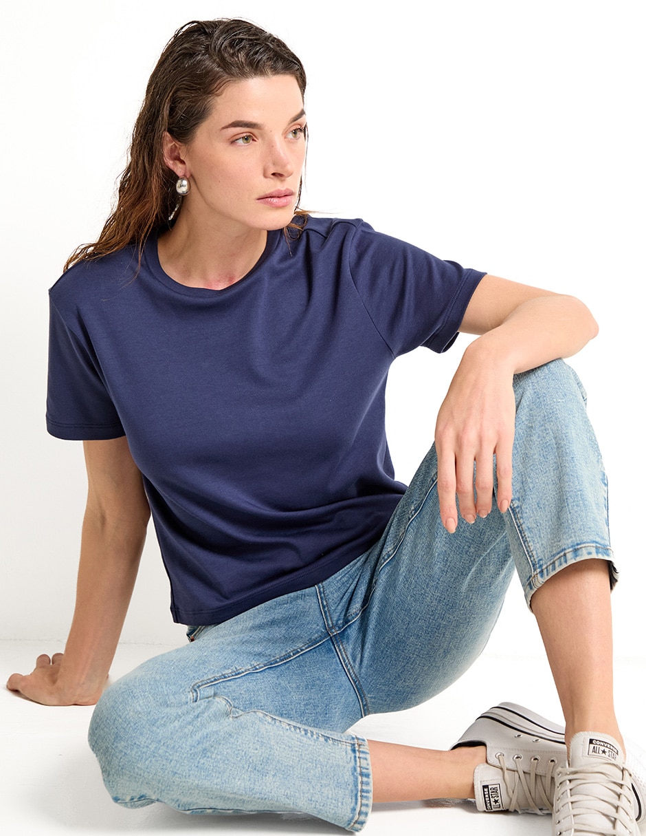 Playera manga corta cuello redondo para mujer