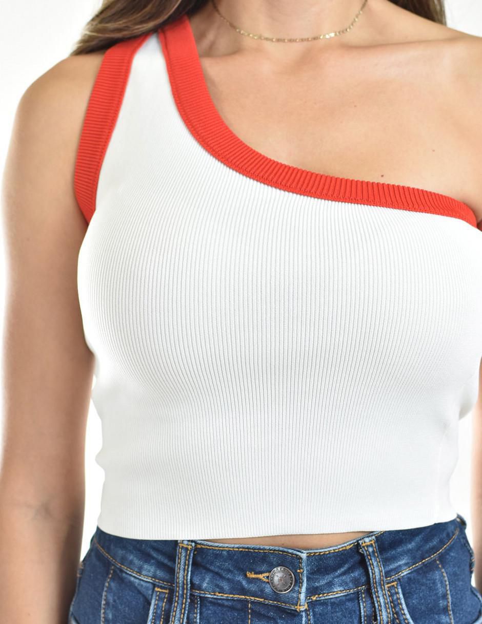 Top cuello asimétrico tirante ancho 4