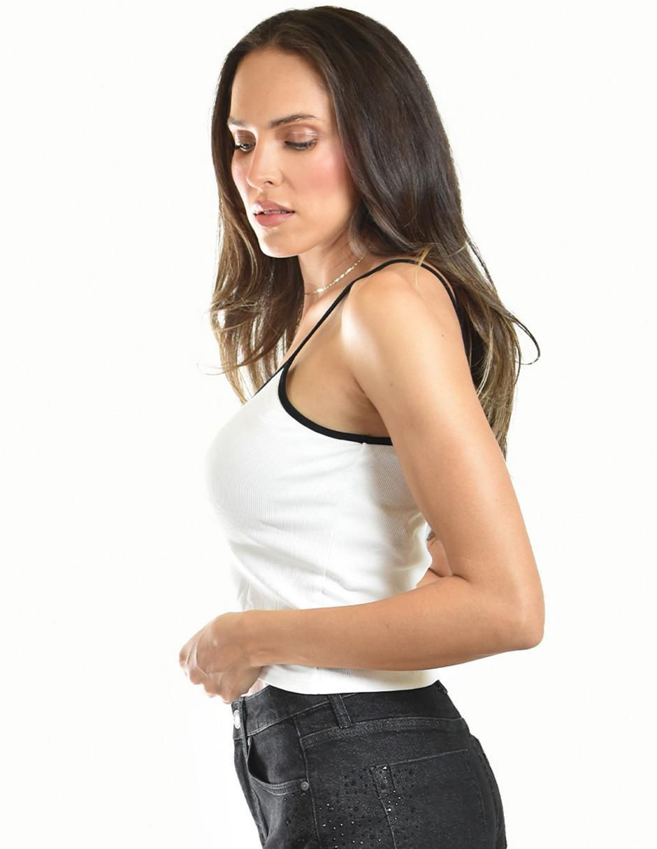Top escote regular tirante delgado 2