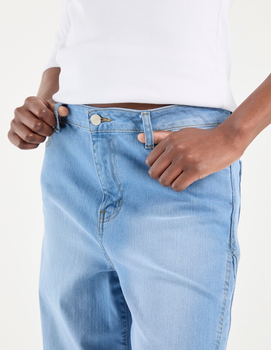 Jeans flare para mujer 4