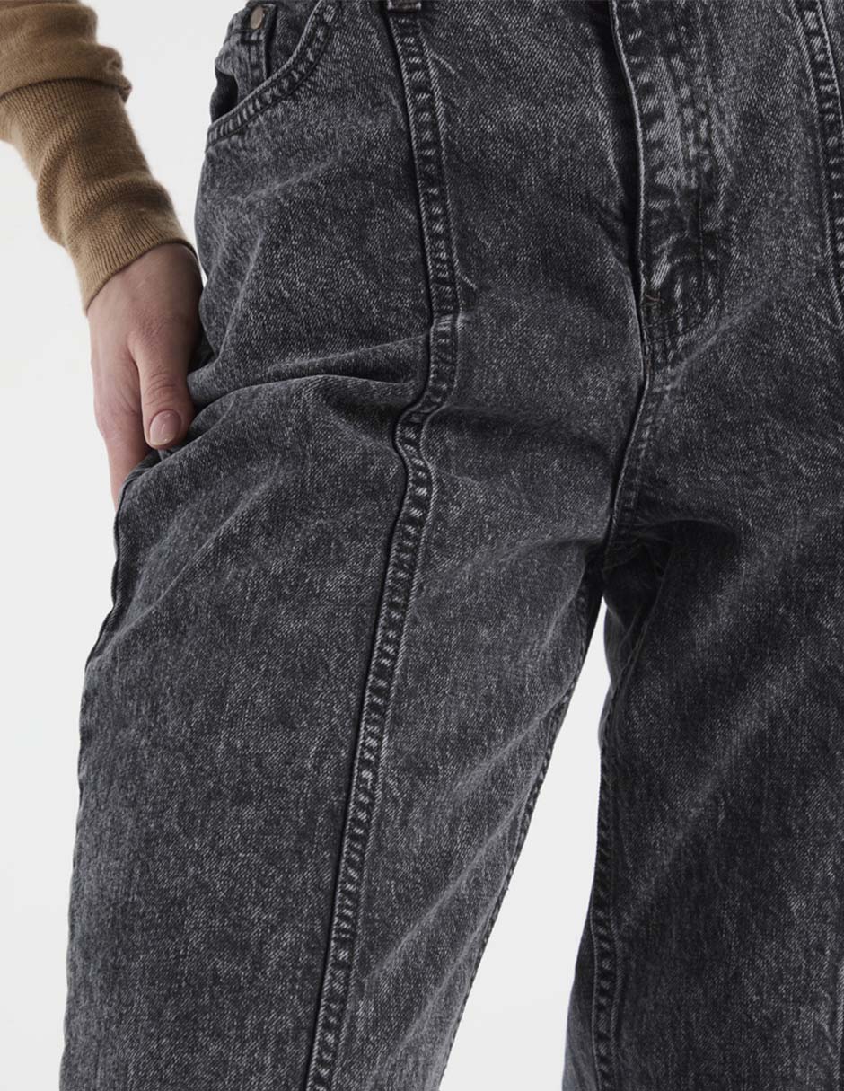 Jeans relaxed straight para mujer 4