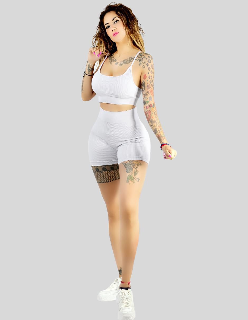 Conjunto deportivo para mujer 2