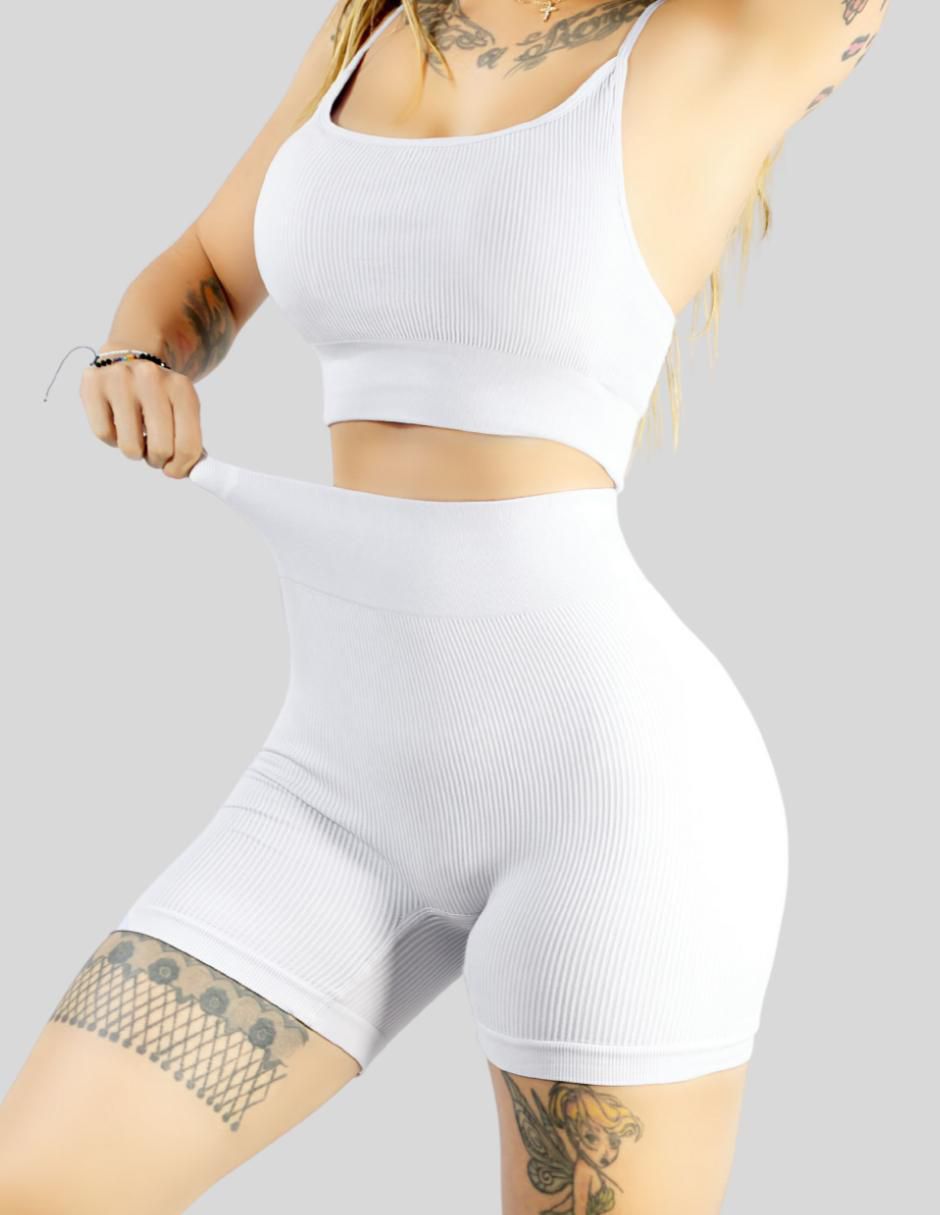 Conjunto deportivo para mujer 6