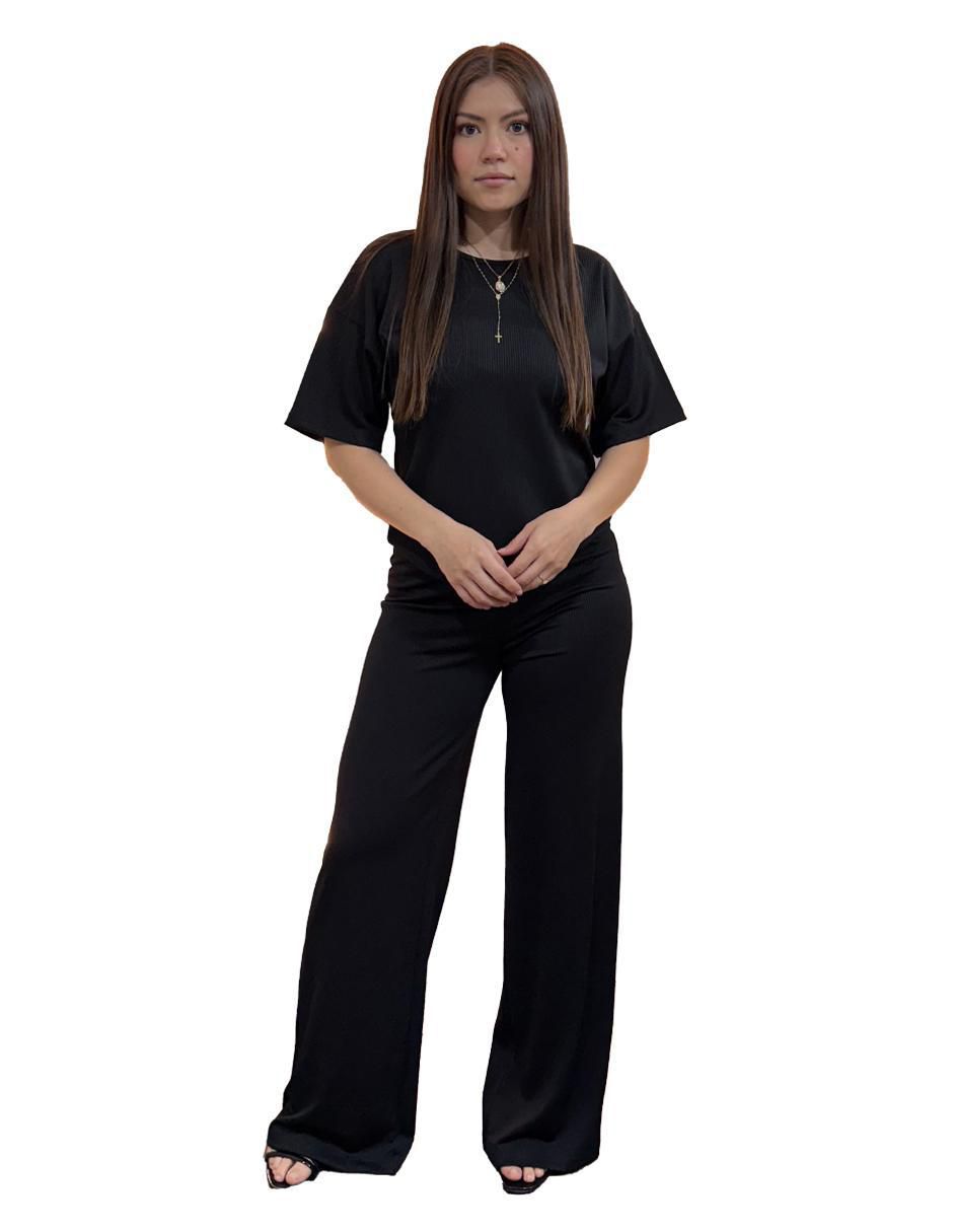 Conjunto para mujer Conjunto para mujer