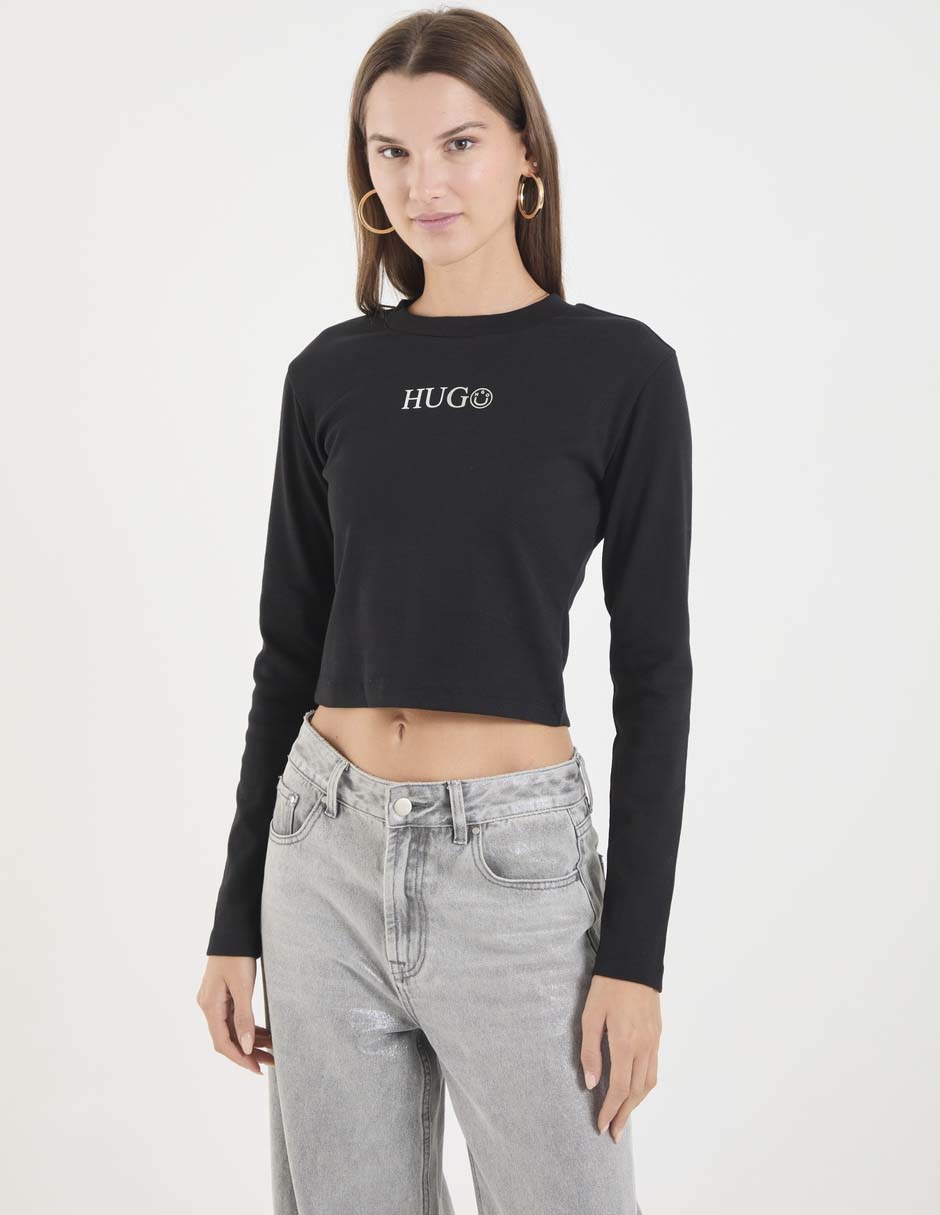 Top cuello redondo escote regular