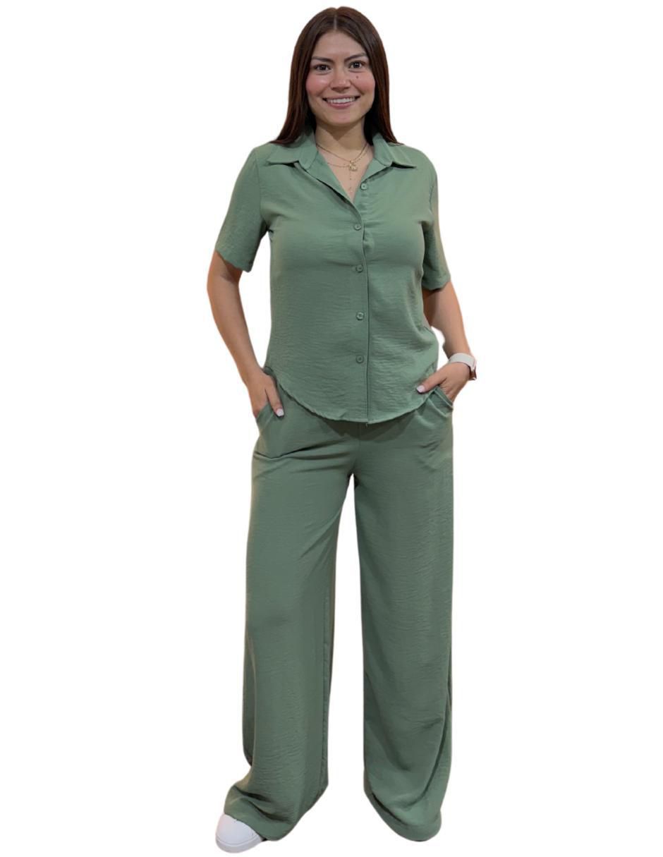 Conjunto para mujer Conjunto para mujer