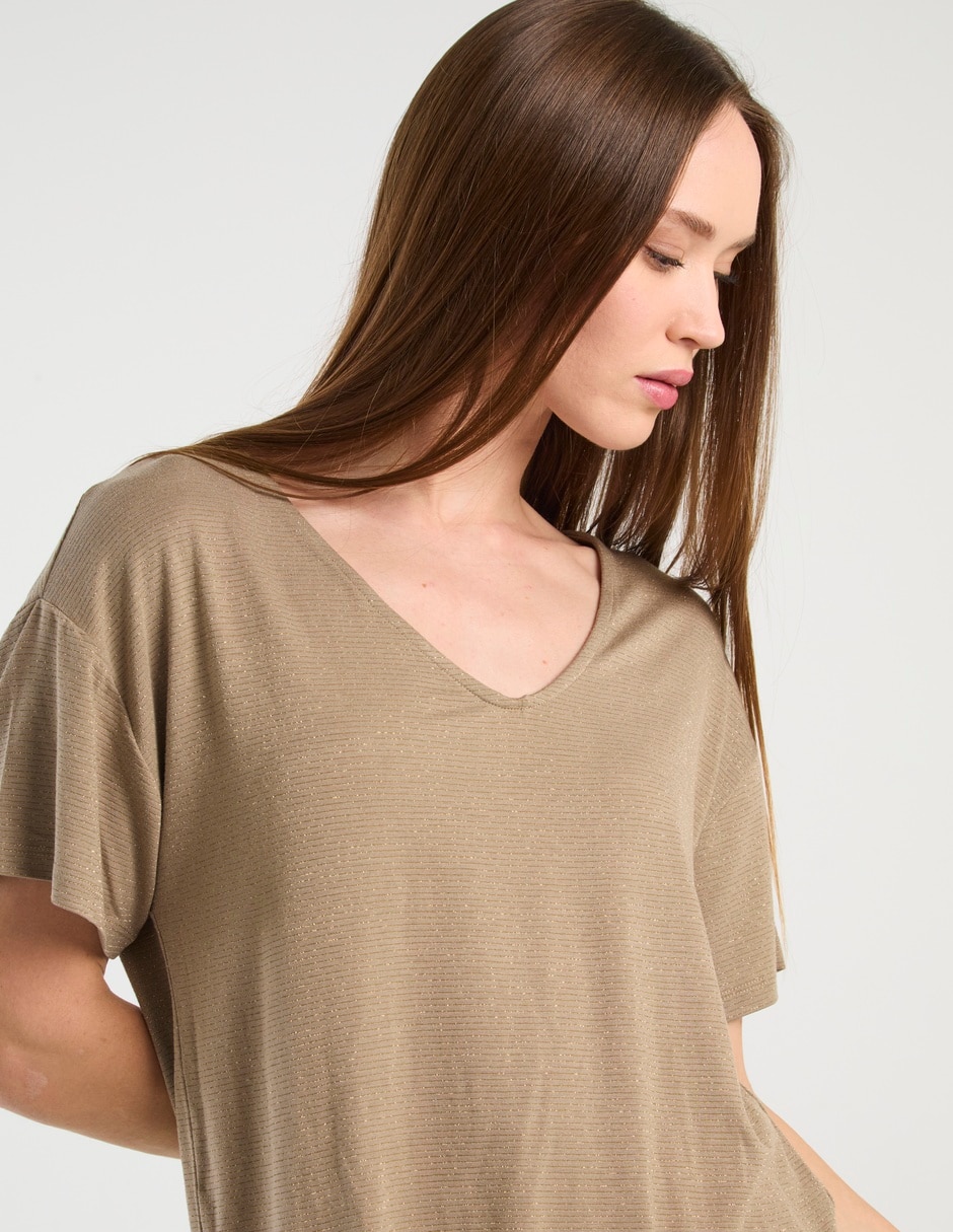 Playera manga corta cuello v para mujer 4