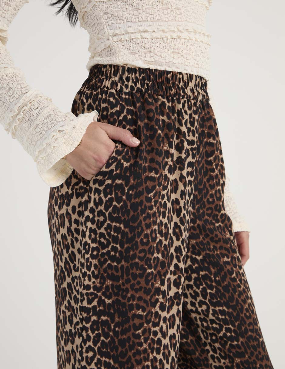 Pantalón flare para mujer 4