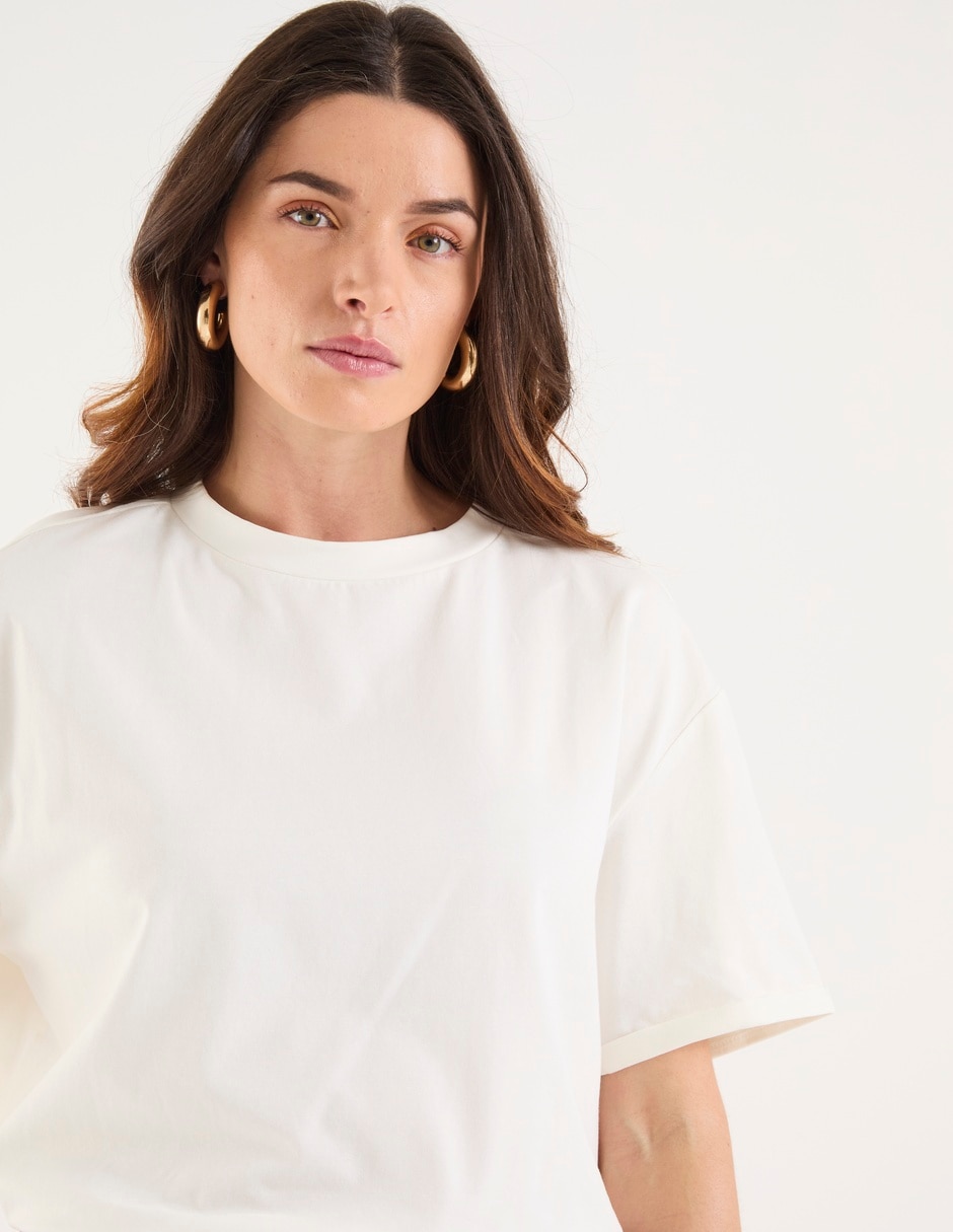 Playera manga corta cuello redondo para mujer 4