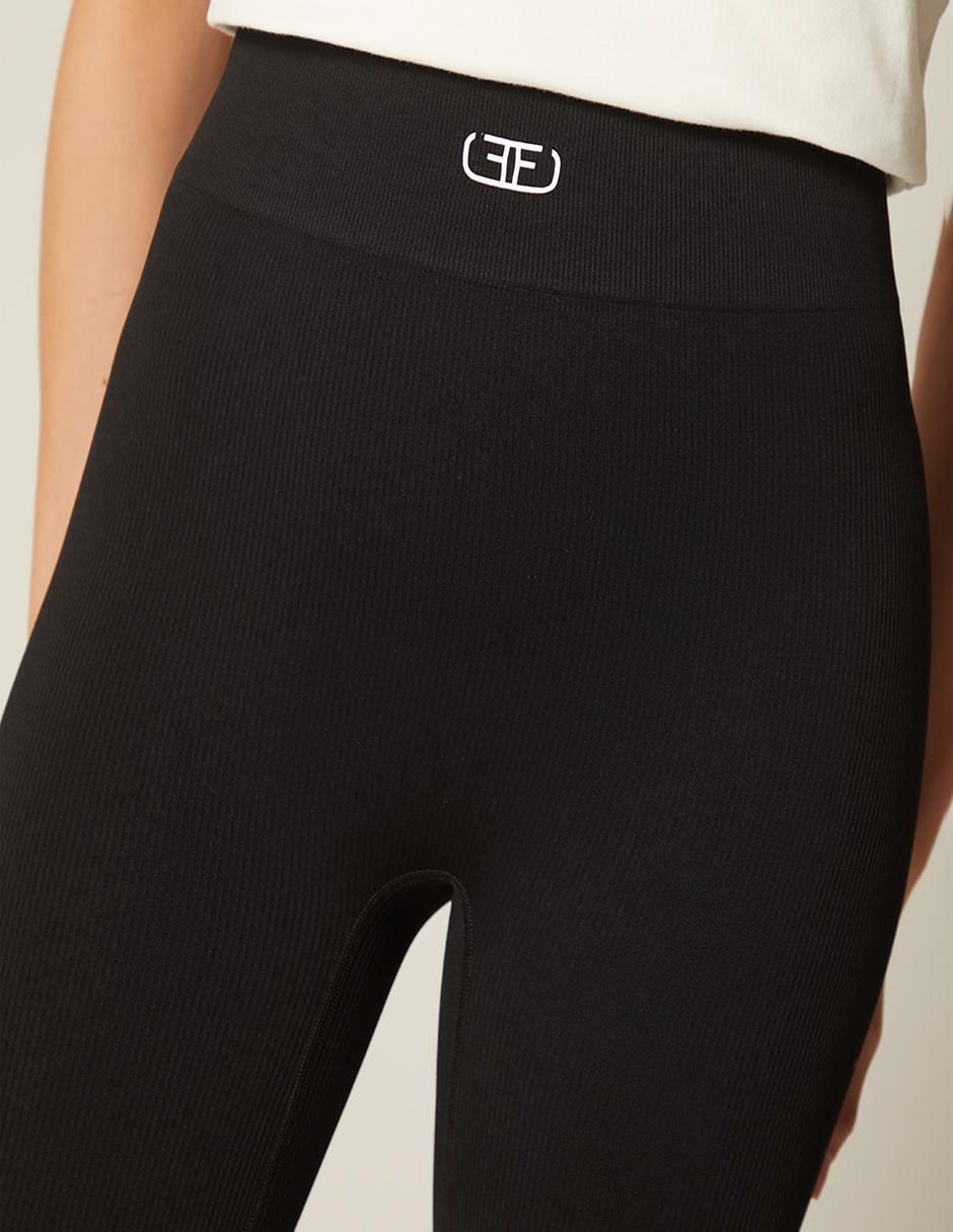 Short F19 para mujer 3