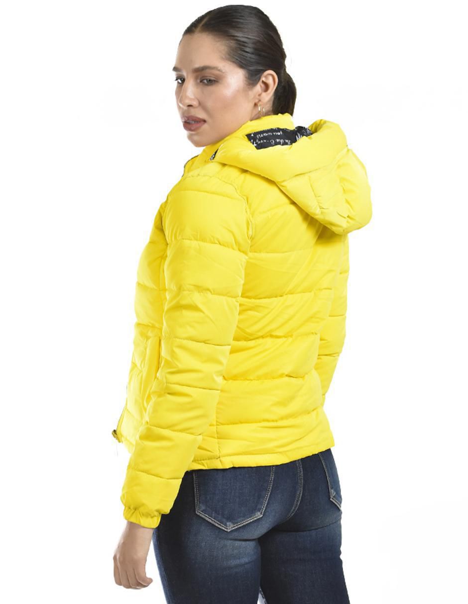 Chamarra impermeable para mujer 3