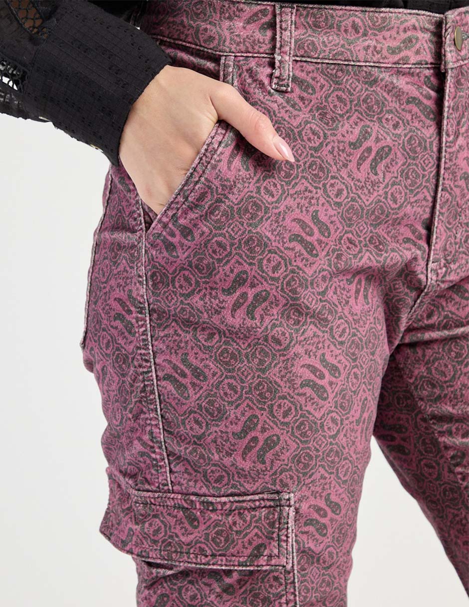 Jeans cargo slim para mujer 4