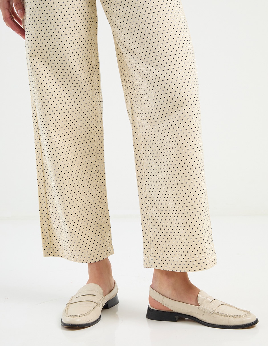 Jeans capri acampanado para mujer 5