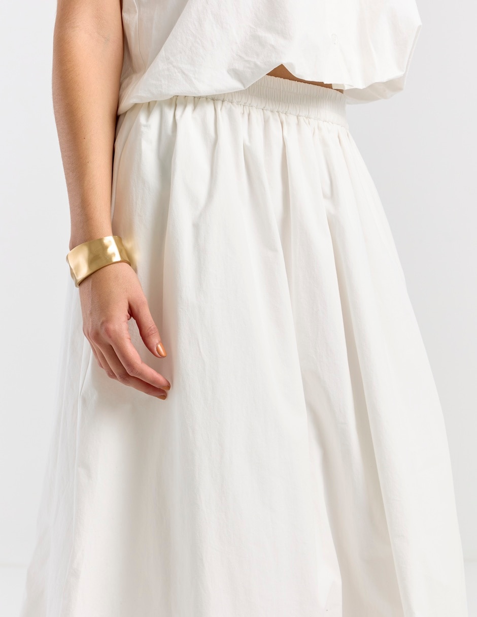 Falda crop a la cintura 4