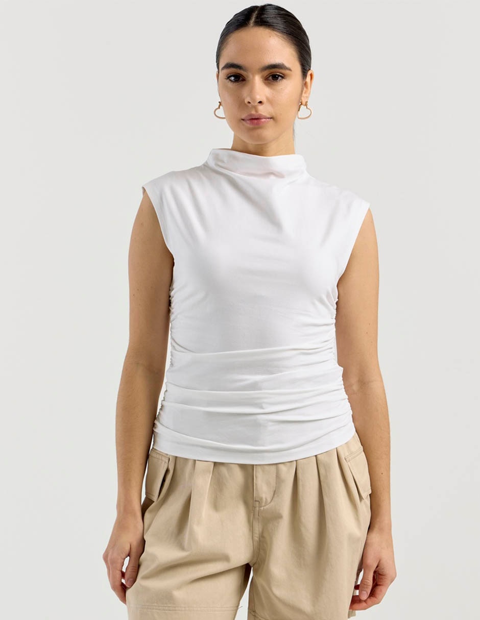 Playera cuello alto para mujer 2