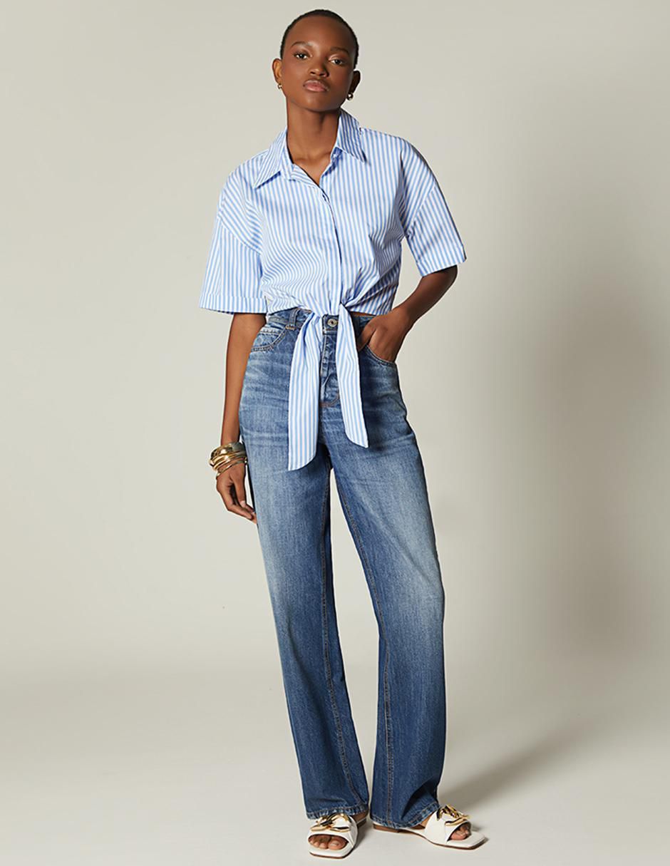 Top cuello camisero manga corta