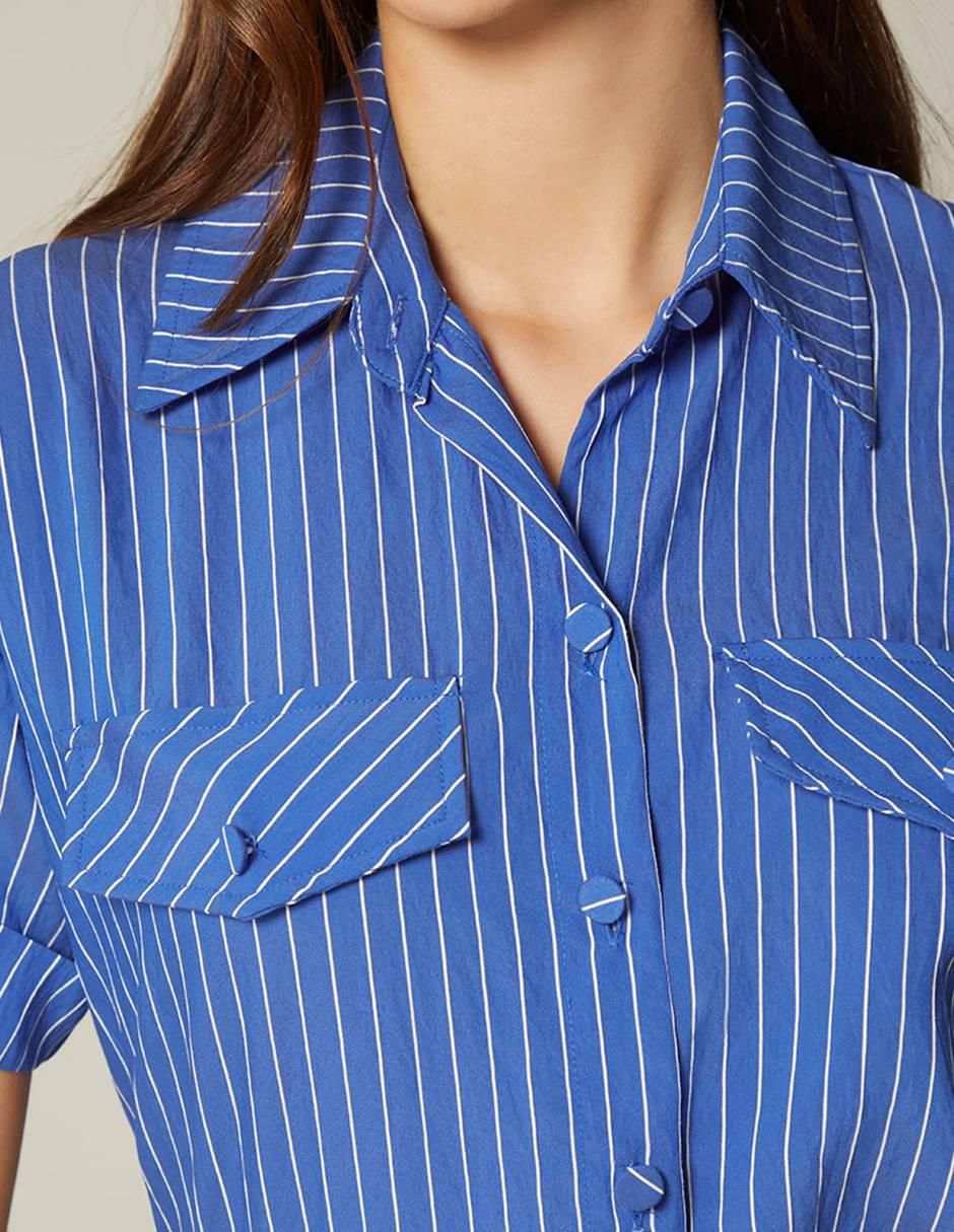 Top cuello camisero manga corta