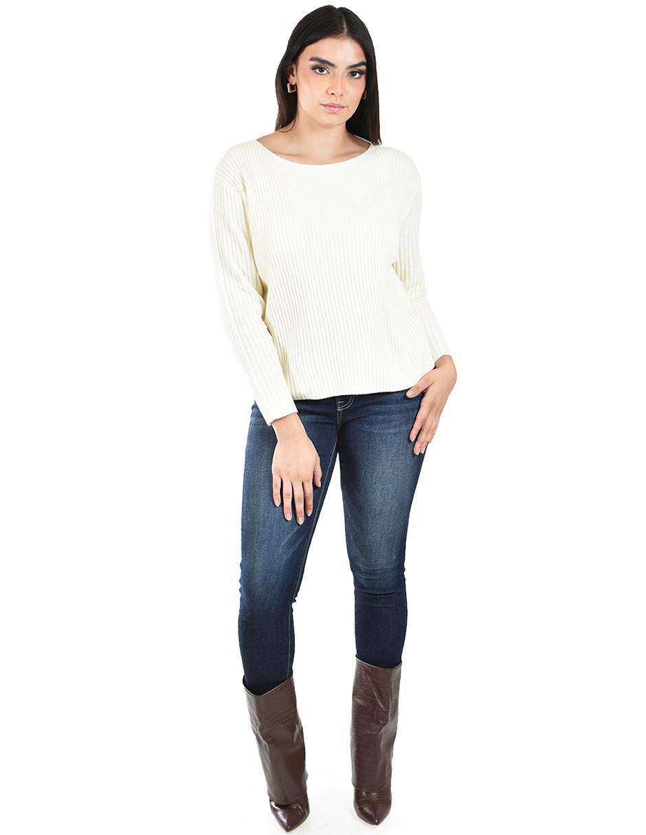 Suéter cuello ojal para mujer 4