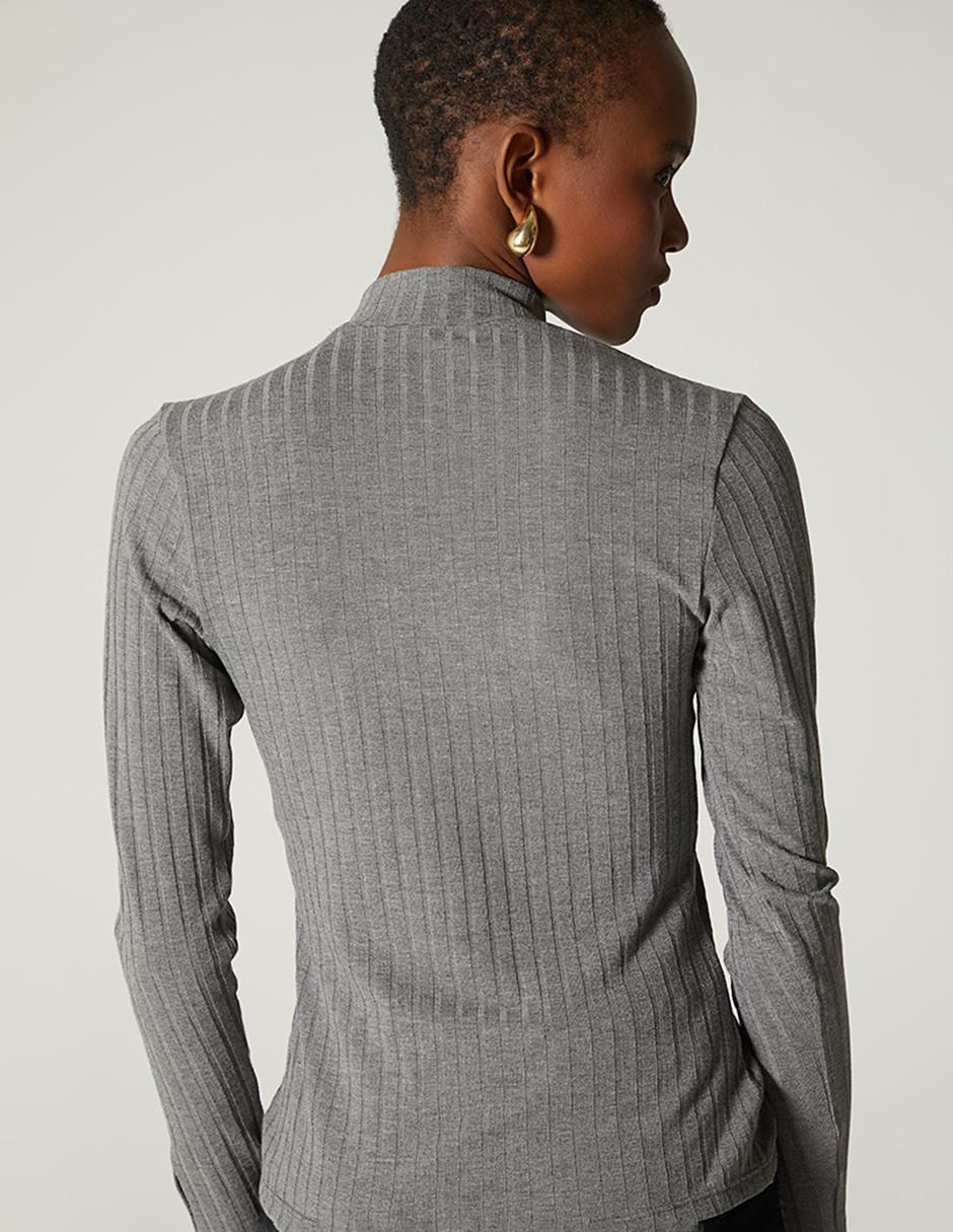Playera manga larga Studio F cuello alto para mujer