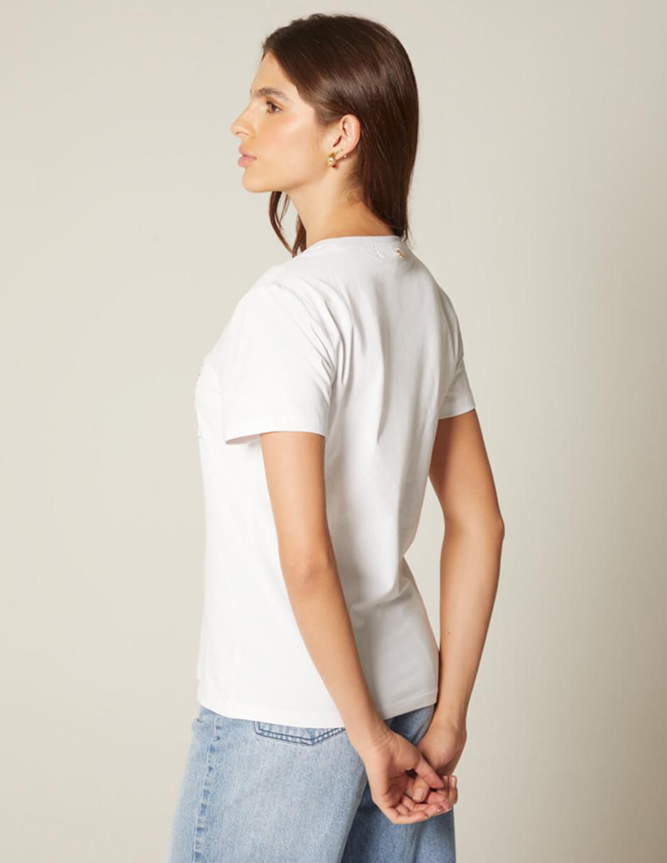 Playera manga corta Bordado FF cuello redondo para mujer 4