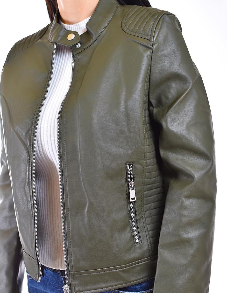 Chamarra impermeable para mujer 4