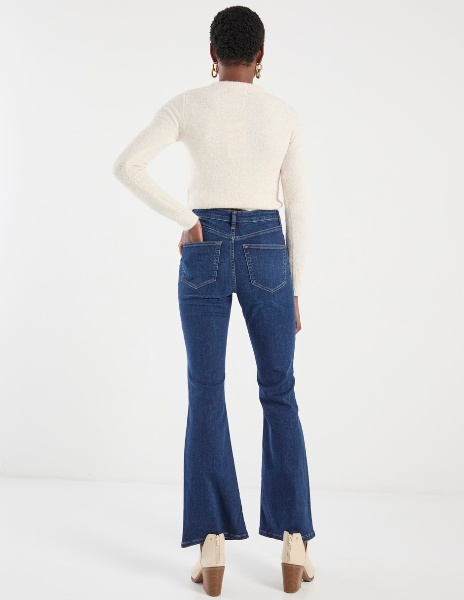 Jeans flare para mujer 6