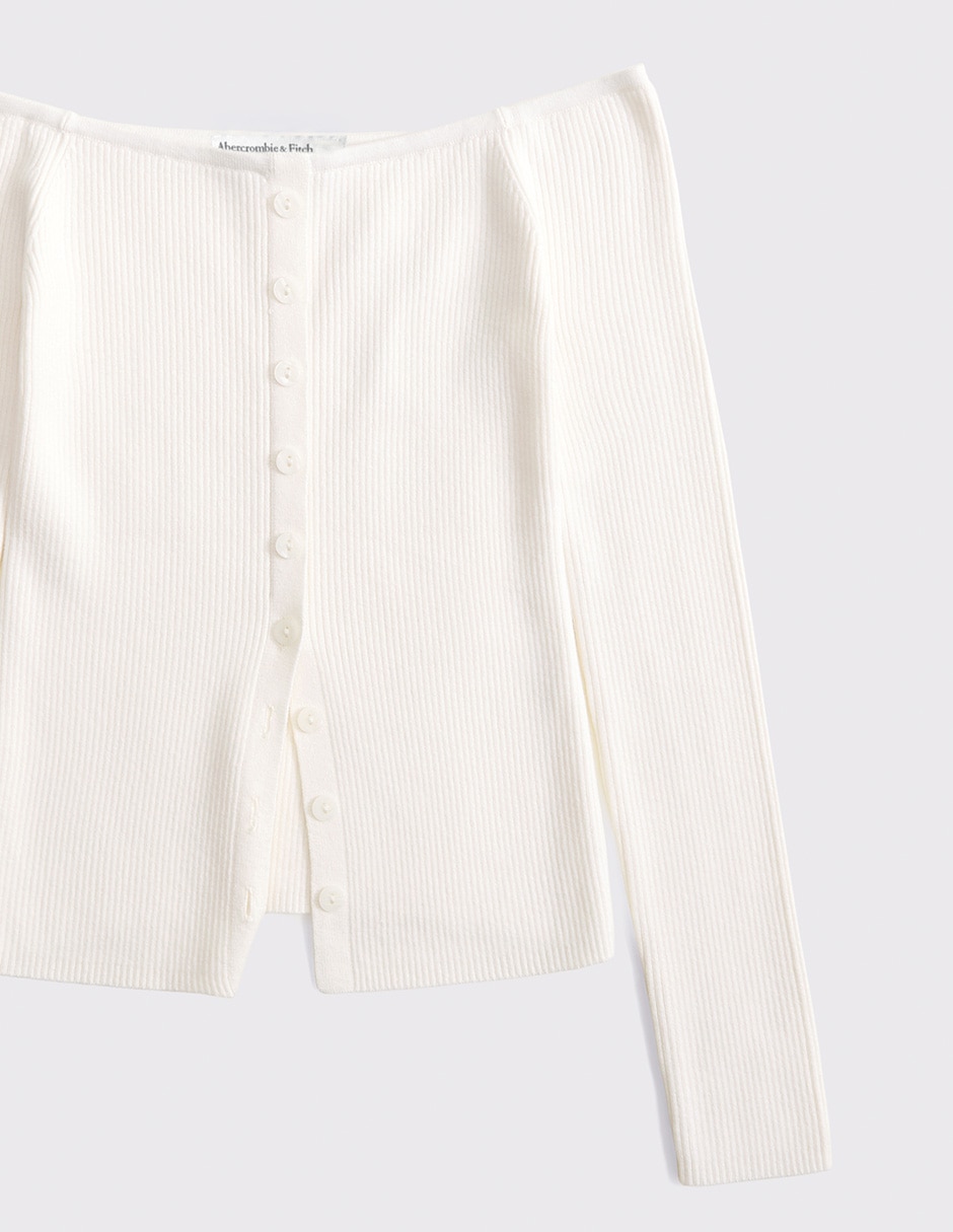 Top cuello abierto escote regular 3